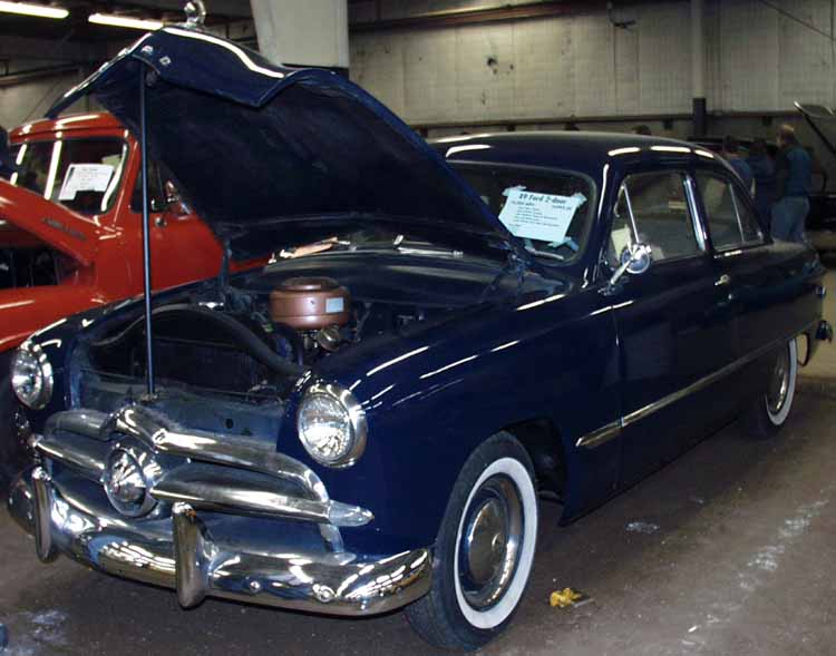 49 Ford Tudor Sedan