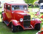 32 Ford Victoria Sedan